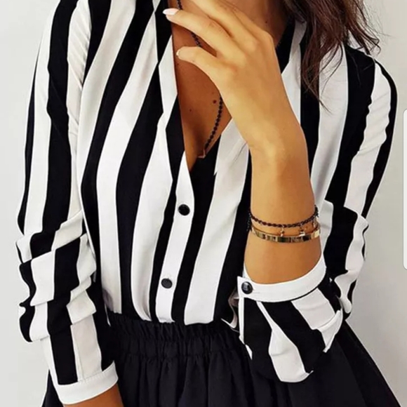 BLACK & WHITE STRIPED LONG SLEEVE BLOUSE - Picture 2 of 5